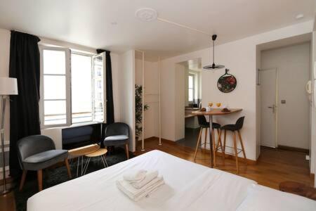 302 - Sejournez Dans Un Studio De Charme A Paris 5 - Flat-Guest Extérieur photo
